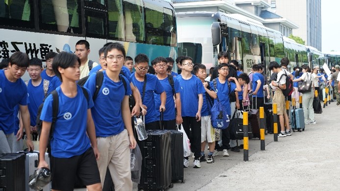 磨砺意志，铸就青春；锤炼品格，铸造未来 ——南通市蓝领技工学校2024年新生军训开营仪式隆重举行